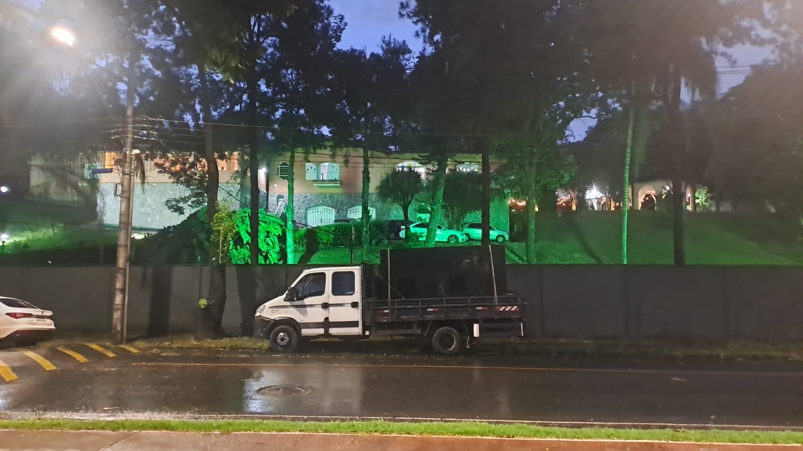 Clique para ampliar Gerador móvel para eventos