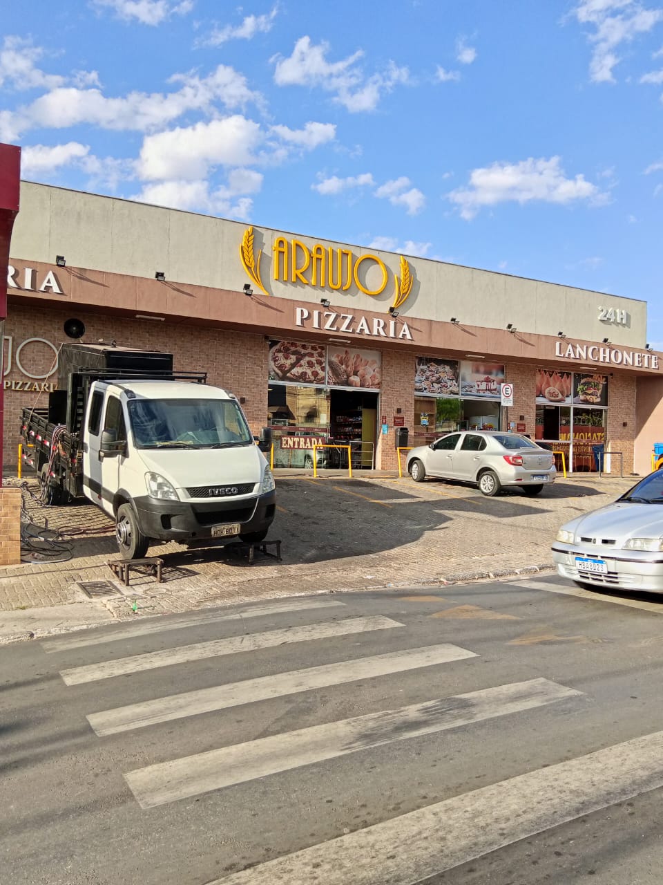 Clique para ampliar Gerador móvel para eventos